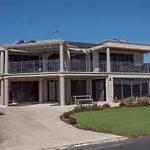 Ocean View Executive Apartment 2
