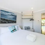 Fiftytwo At Cape View