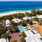 Salty Sands Cottage - Unit 25 Cape View Resort