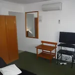 Restawile Motel