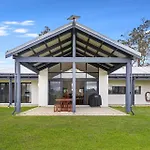 Farm View Retreat
