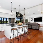 Farm View Retreat