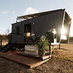 Edith The Tiny Cabin In Busselton