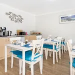 Observatory Guesthouse - Adults Only