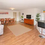 Retreat On Broadwater, Pet Friendly