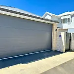 Arlia - Busselton