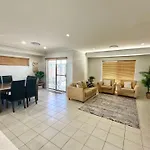 Hideaway On Peel