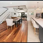 Huge Luxury Busselton Jetty