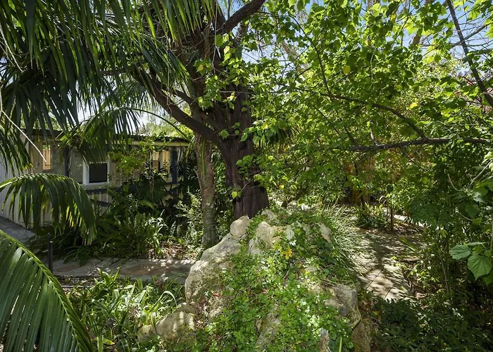 Secret Garden Cottage Busselton