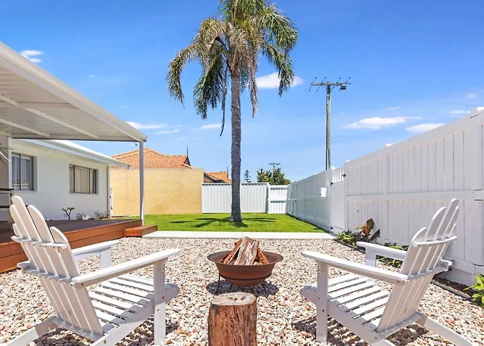 Fairbairn Family Beach Bungalow