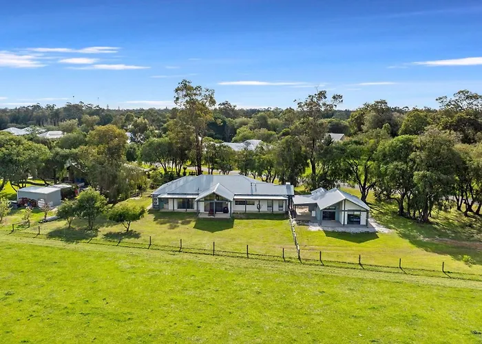 Farm View Retreat