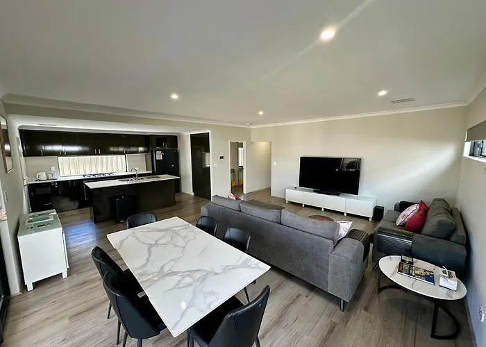 Arlia - Busselton