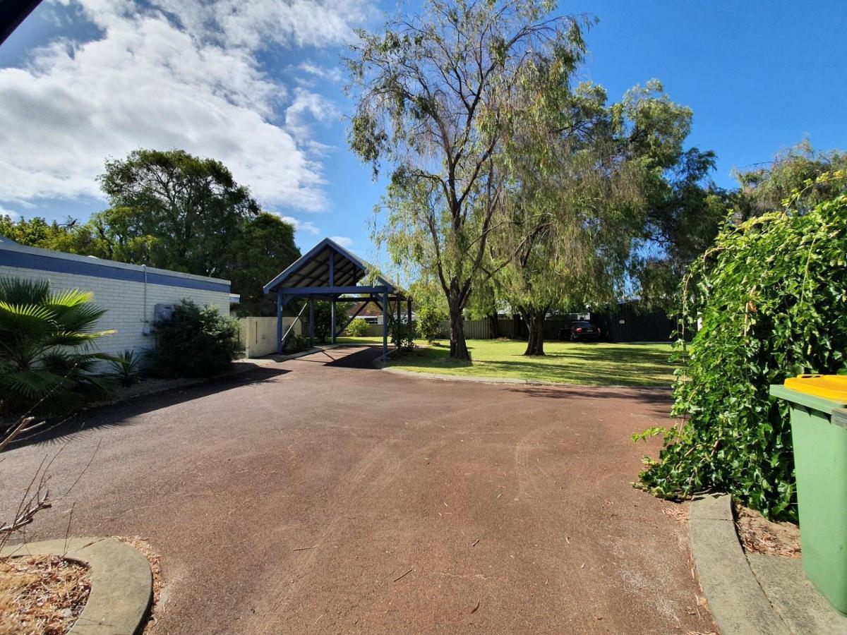 Units Busselton