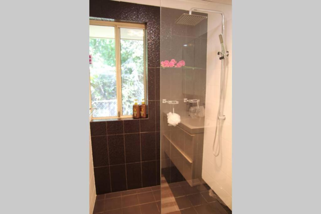 Home, Secret Garden, Hot Outdoor Bath And Pet Friendly Busselton