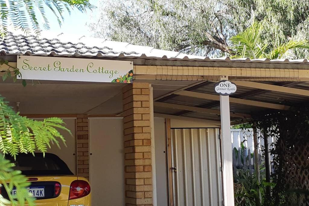 Holiday home Home, Secret Garden, Hot Outdoor Bath And Pet Friendly *
