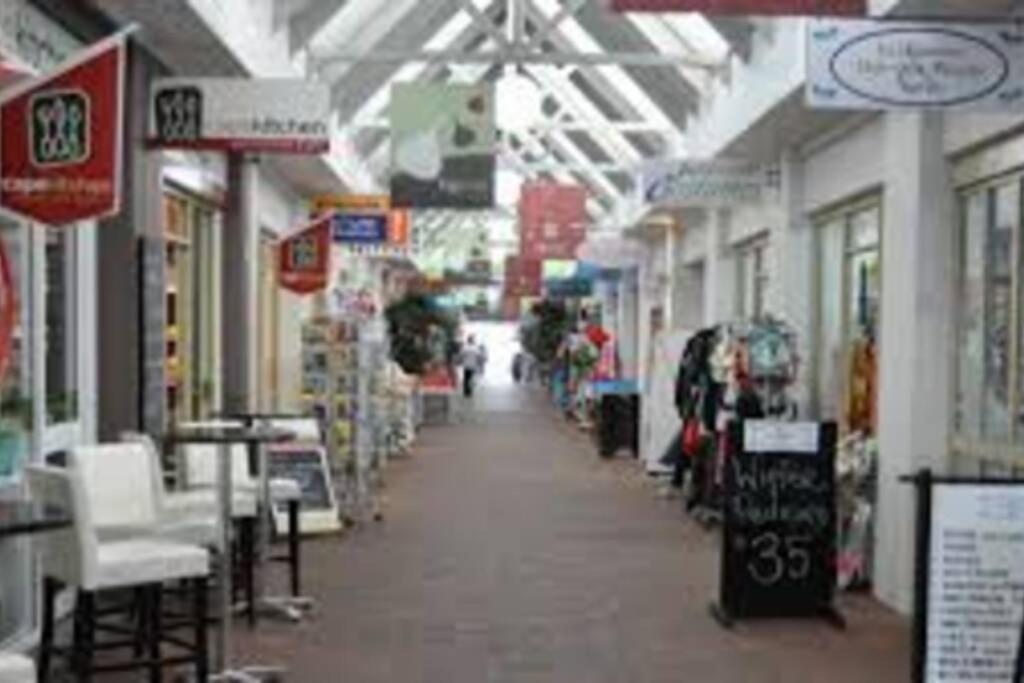 Home, Secret Garden, Hot Outdoor Bath And Pet Friendly Busselton