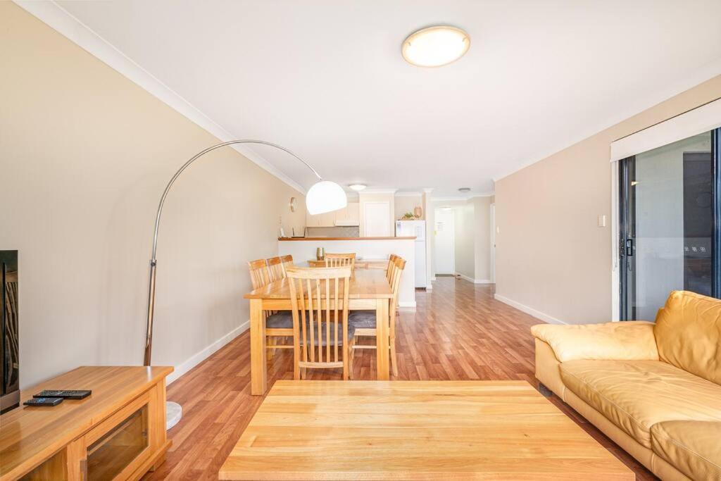 Ocean Pearl - Unit 4 Cape View Apartment Busselton