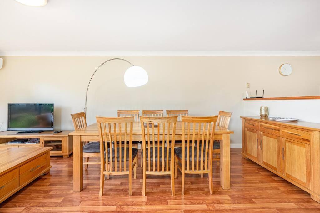 Ocean Pearl - Unit 4 Cape View Apartment Busselton