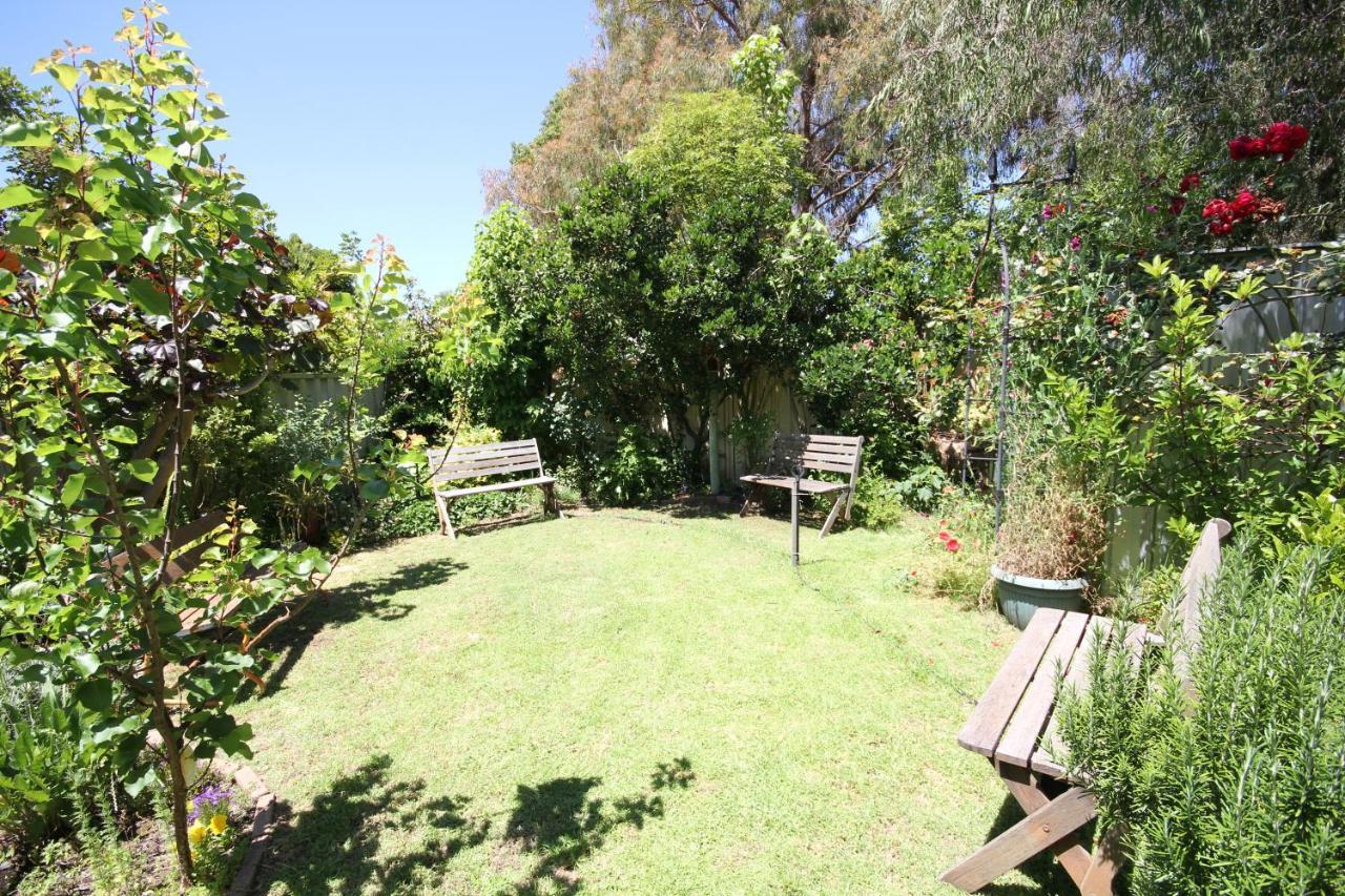 Home, Secret Garden, Hot Outdoor Bath And Pet Friendly Busselton