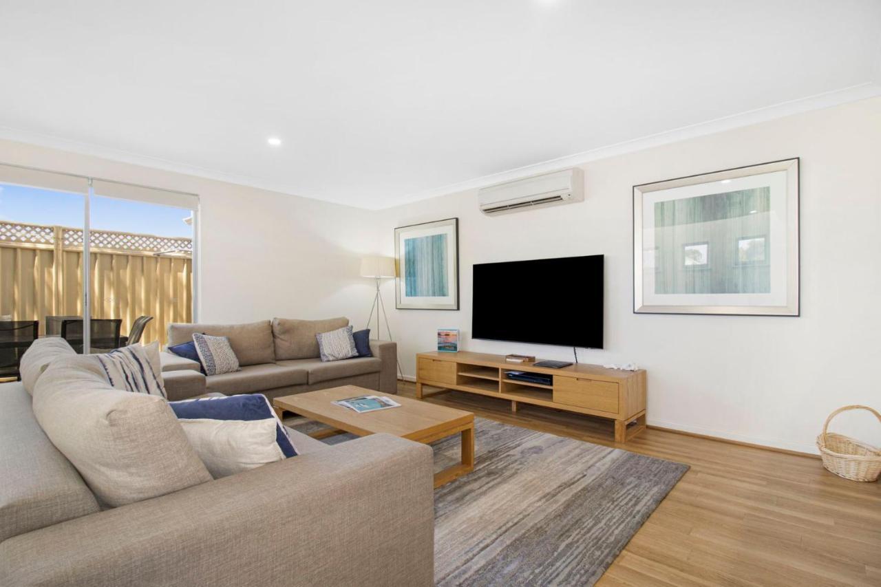 Escape To 64 At Cape View *