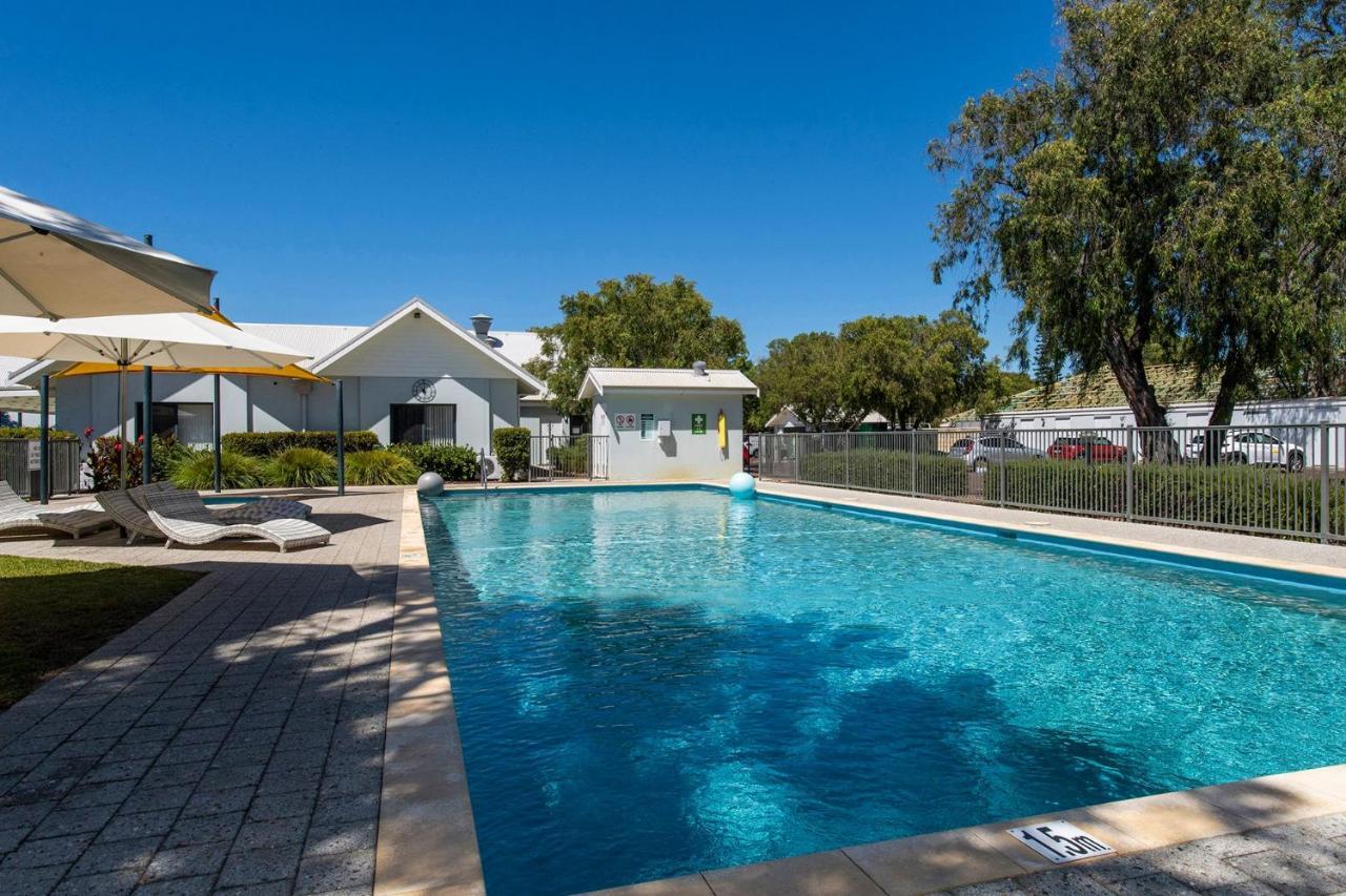 Fiftytwo At Cape View Villa