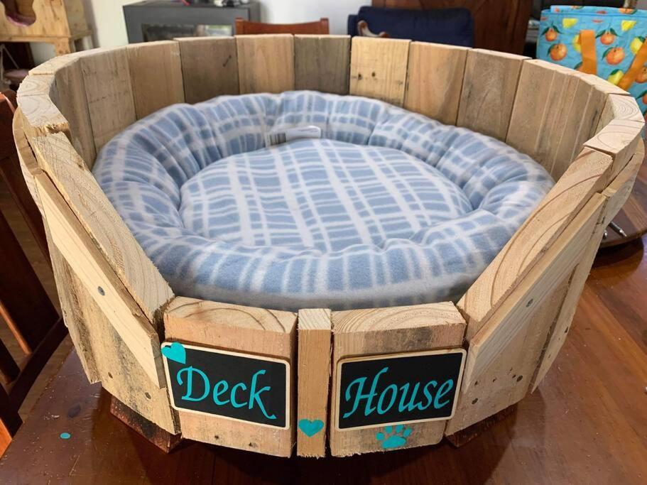The Deck House - Beautiful Beachfront Holiday home Busselton