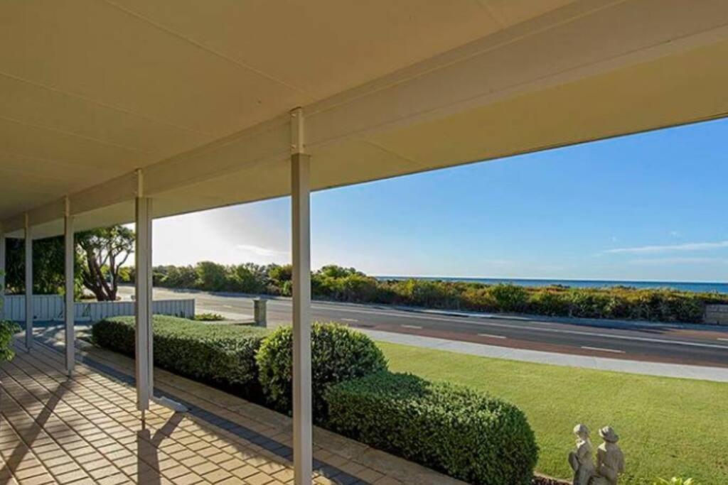 The Dunes Pet Friendly Beachfront Family Retreat * Busselton