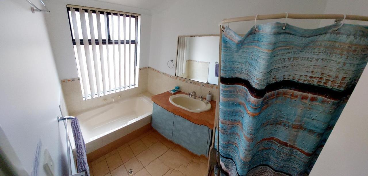 Seashells Bayside Retreat Holiday home Busselton