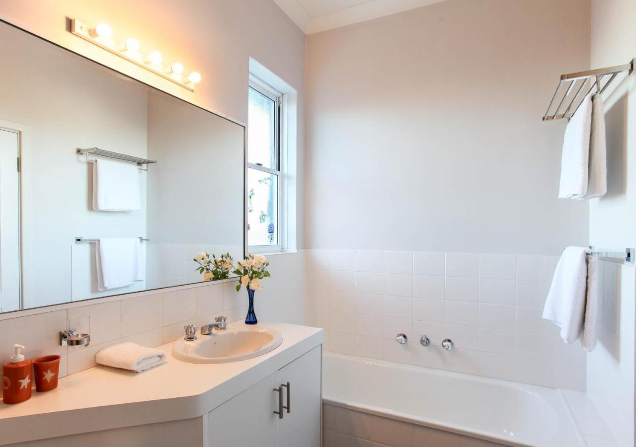 Out Of The Blue I Private Holiday home Busselton