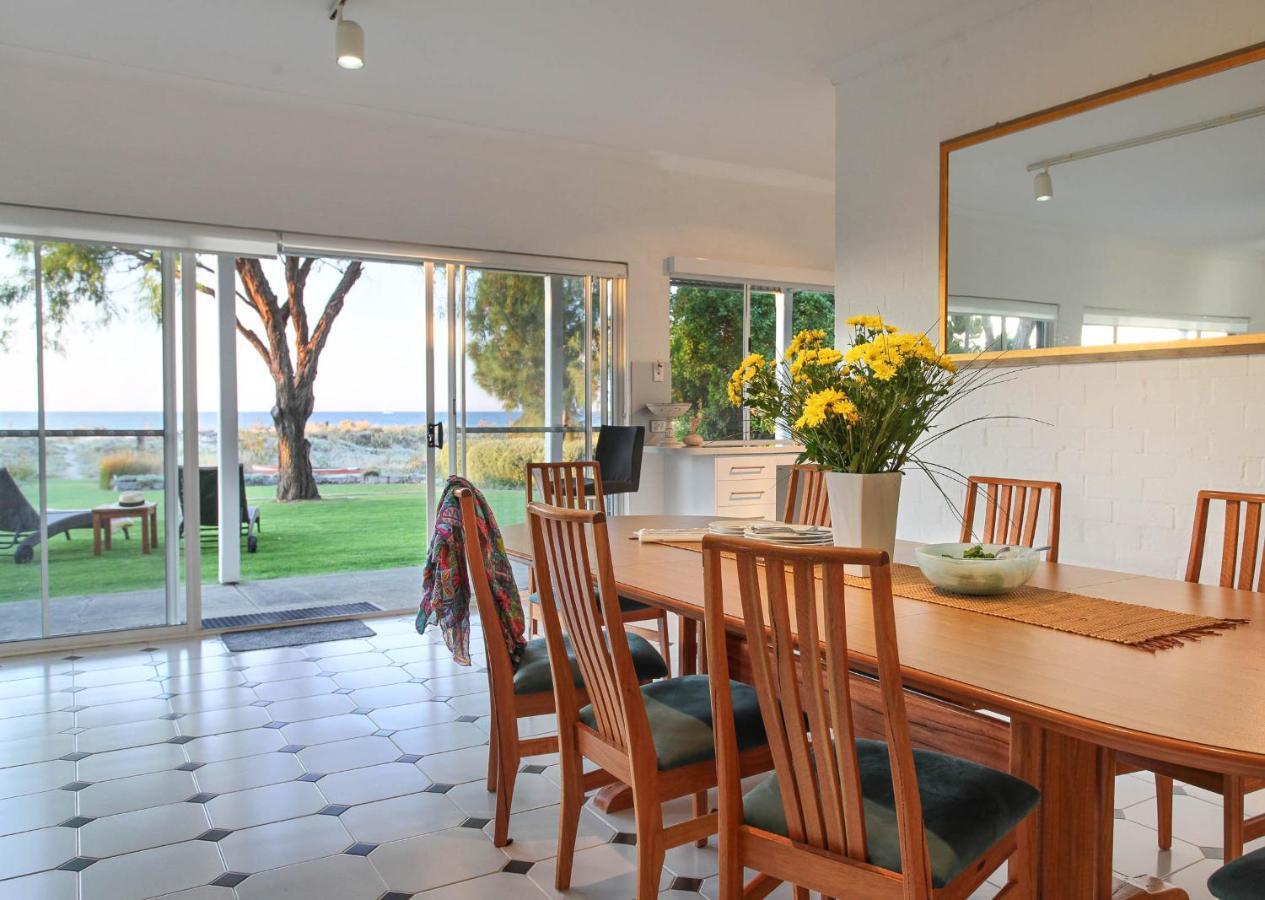 Out Of The Blue I Private Holiday home *