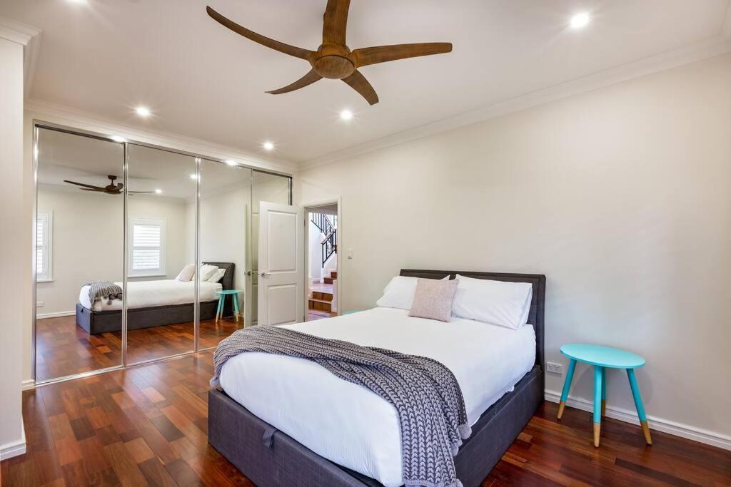 Luxury Waterfront Canal Estate With Private Jetty - Pet Friendly Busselton