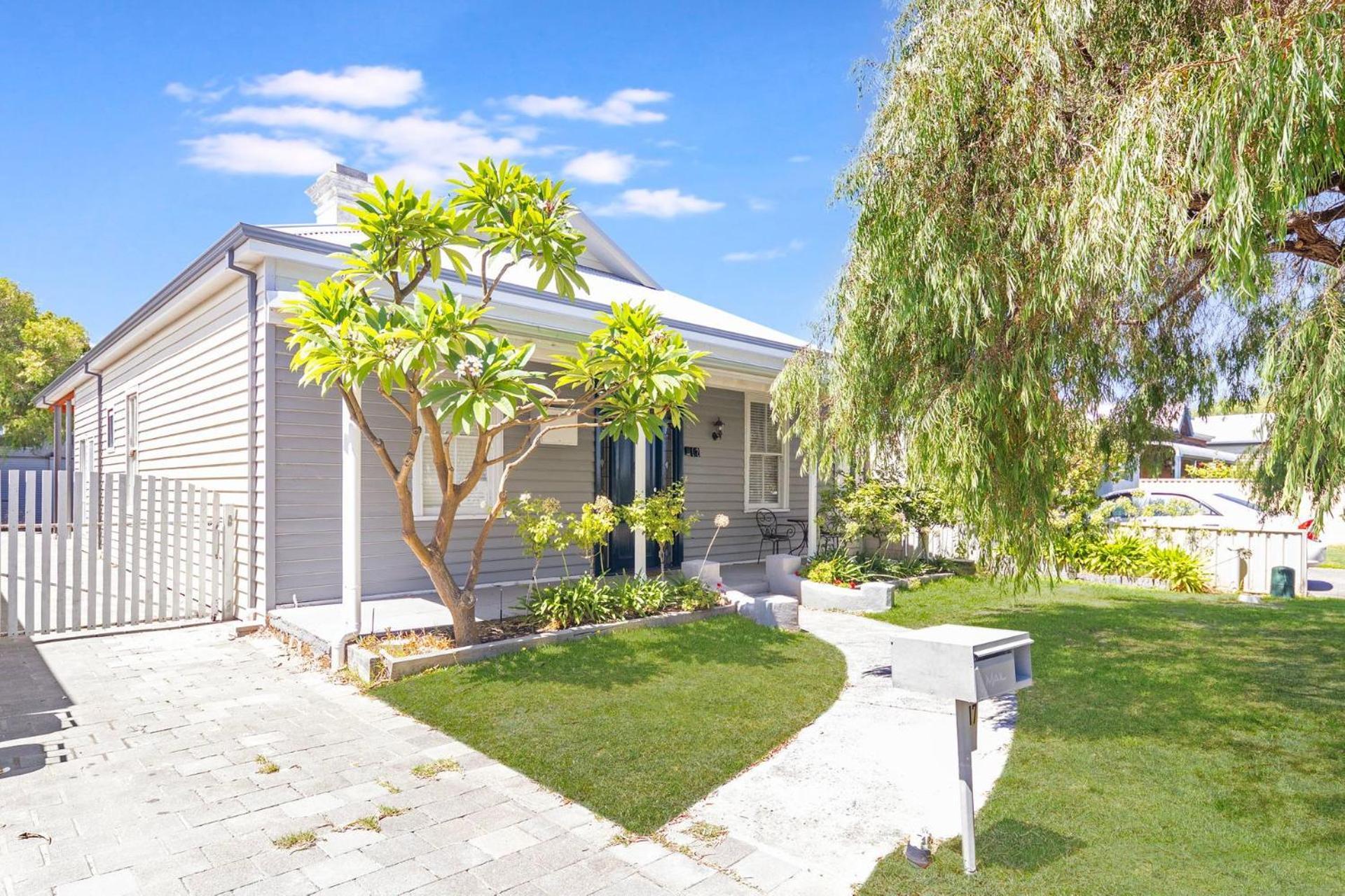 Carey With Wifi Holiday home Busselton