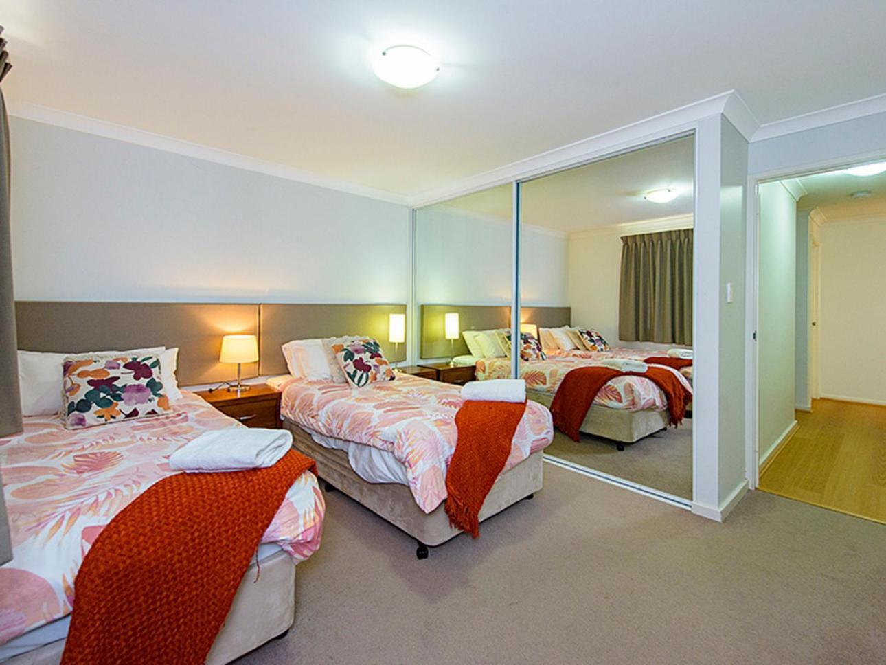 Salty Sands - Unit 25 Cape View