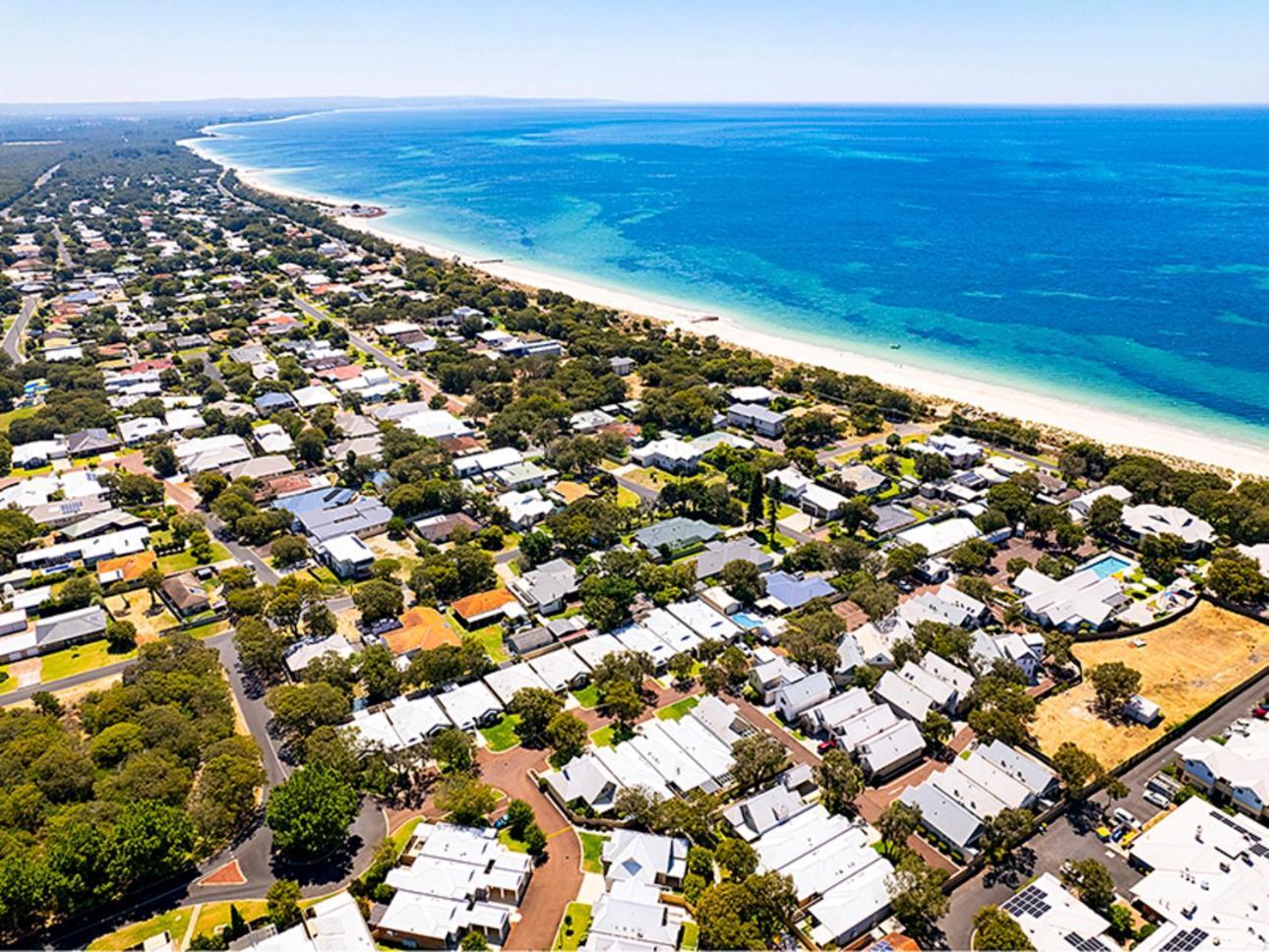 Salty Sands - Unit 25 Cape View Holiday home