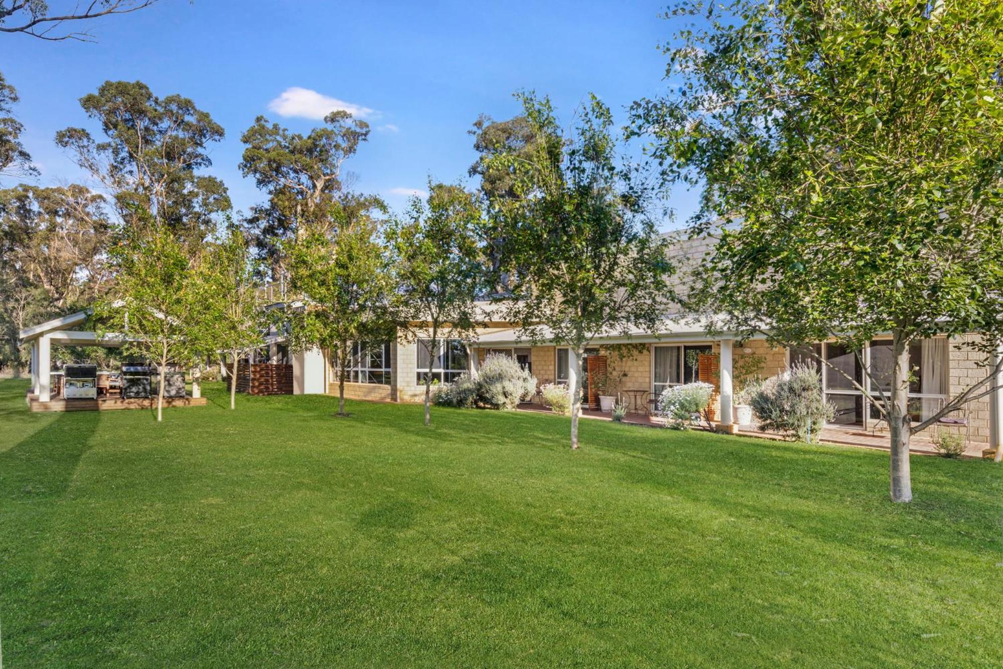 Bed & Breakfast The Tuarts Guest