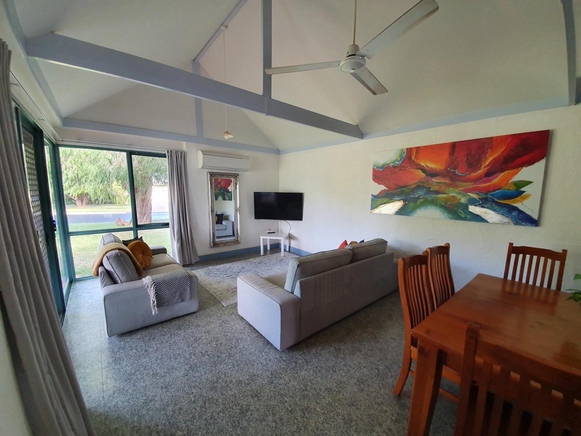 Units * Busselton