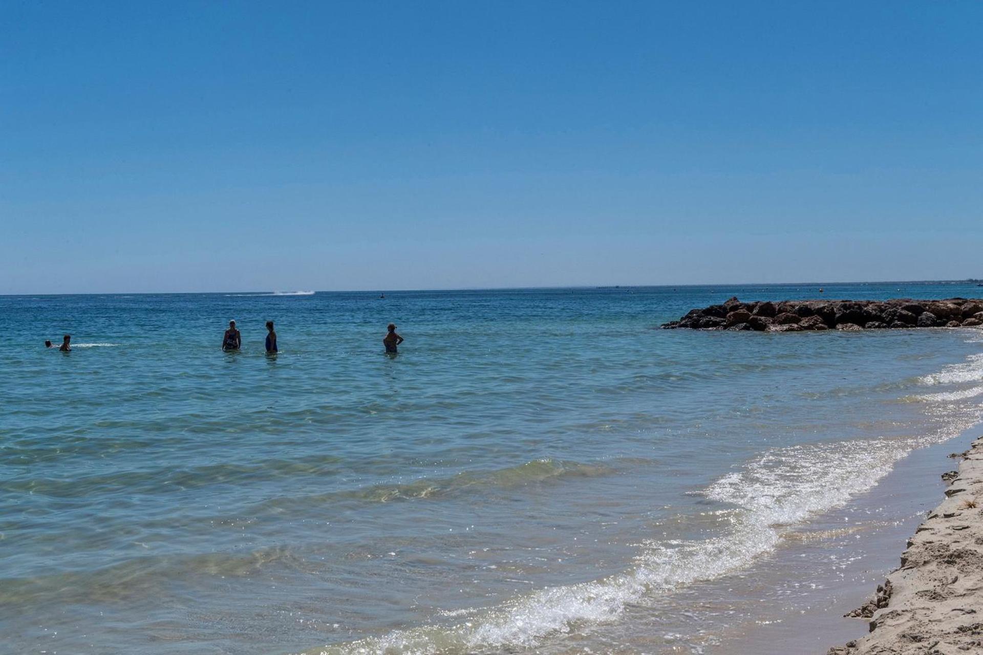 By The Sea At Cape View Villa