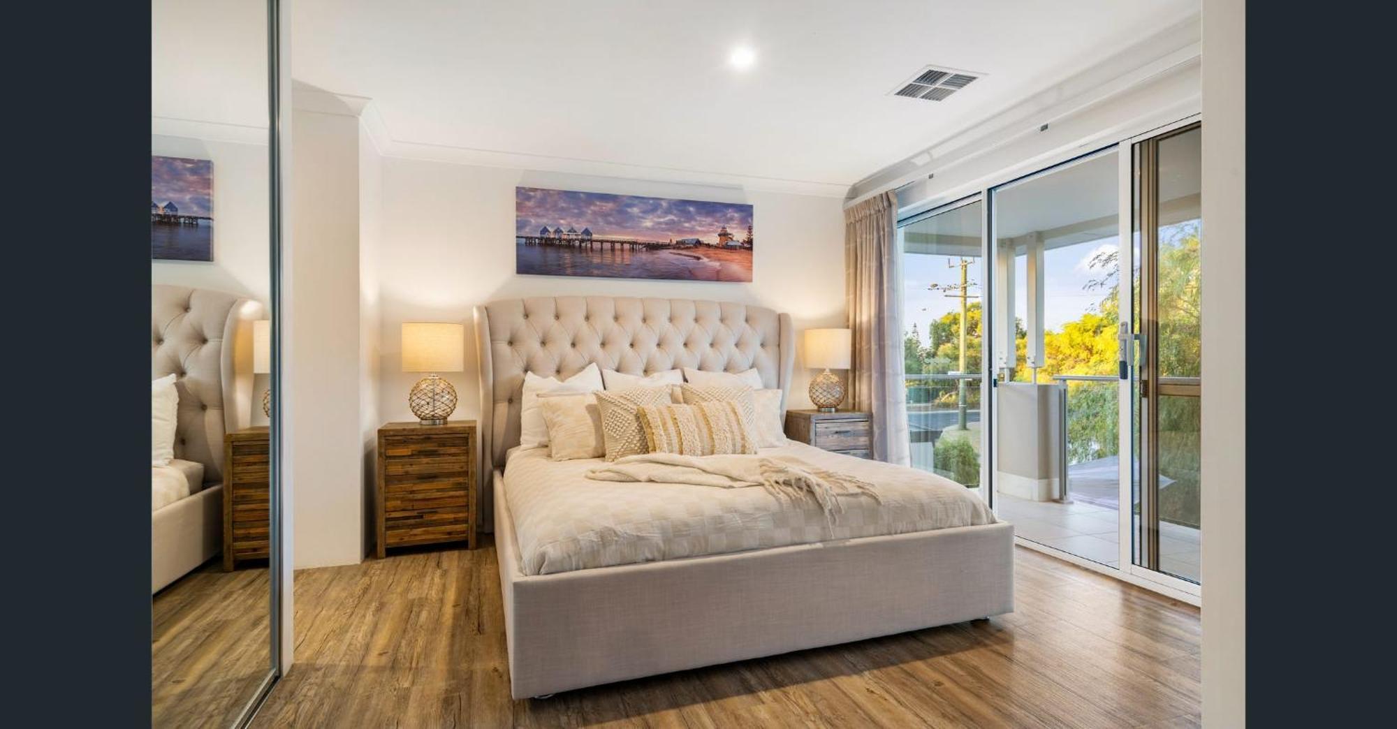 Holiday home Foreshore Escape - Your Ultimate Coastal Retreat *