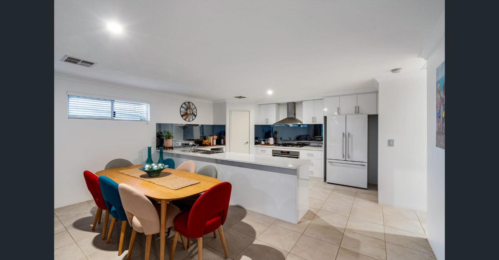 Foreshore Escape - Your Ultimate Coastal Retreat Holiday home