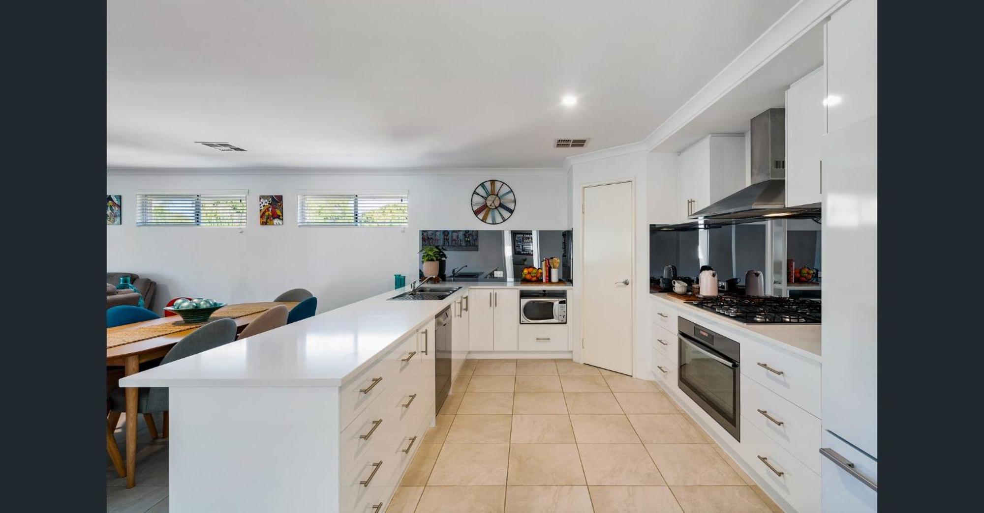 Holiday home Foreshore Escape - Your Ultimate Coastal Retreat Busselton
