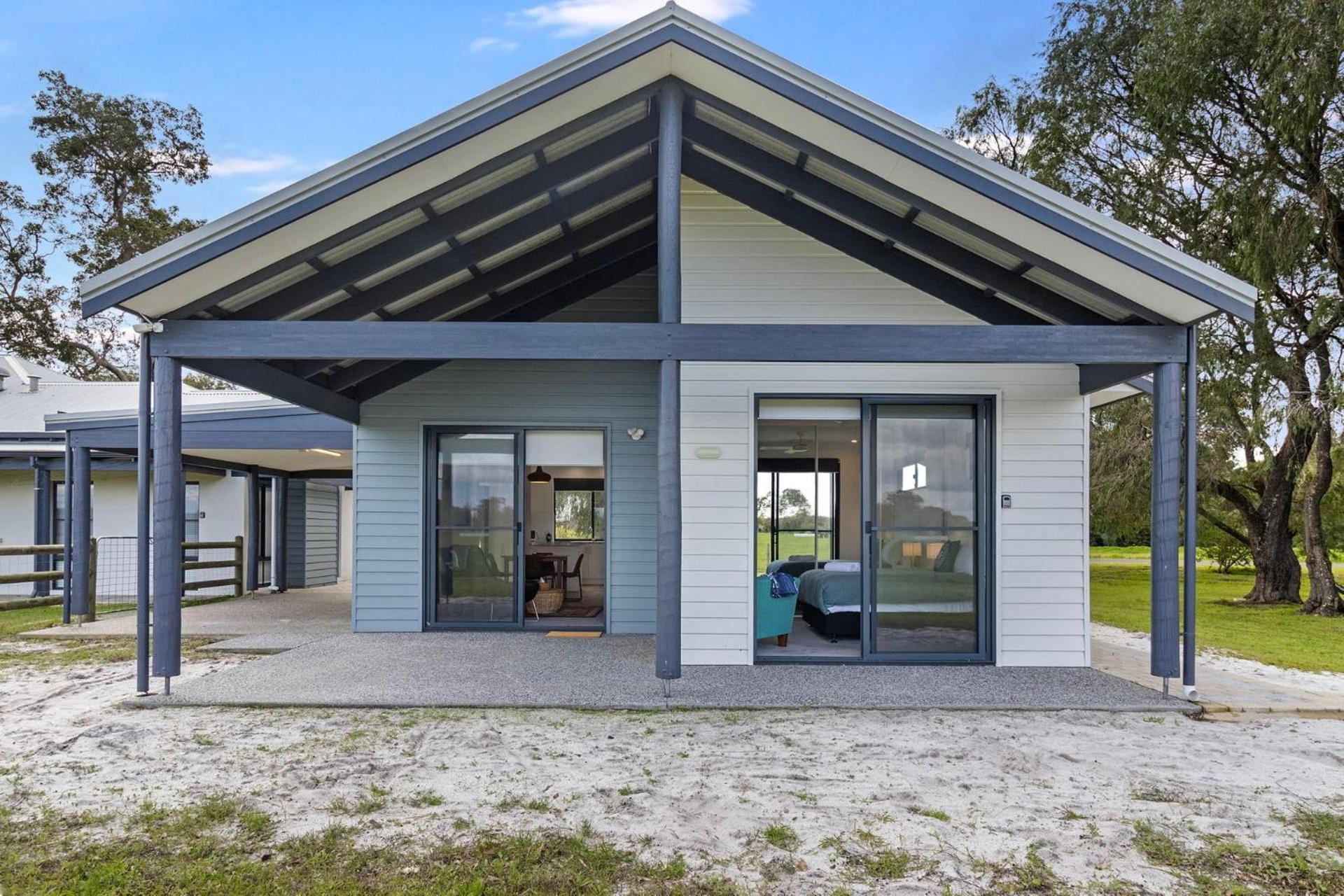 Holiday home Farm View Retreat *