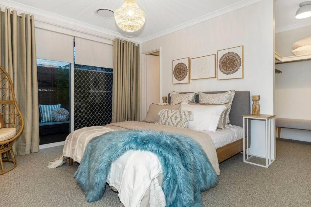 Holiday home Town Central, Walk To The