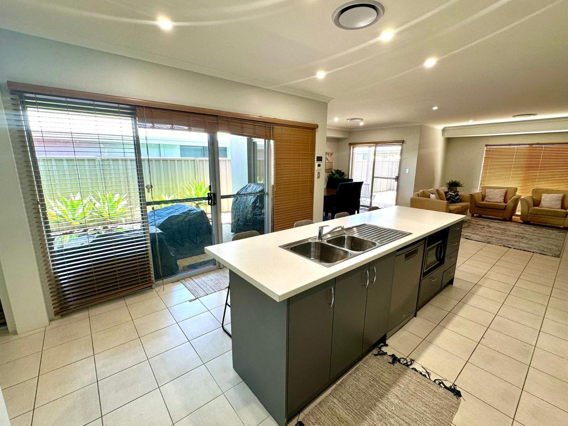 Holiday home Hideaway On Peel Busselton