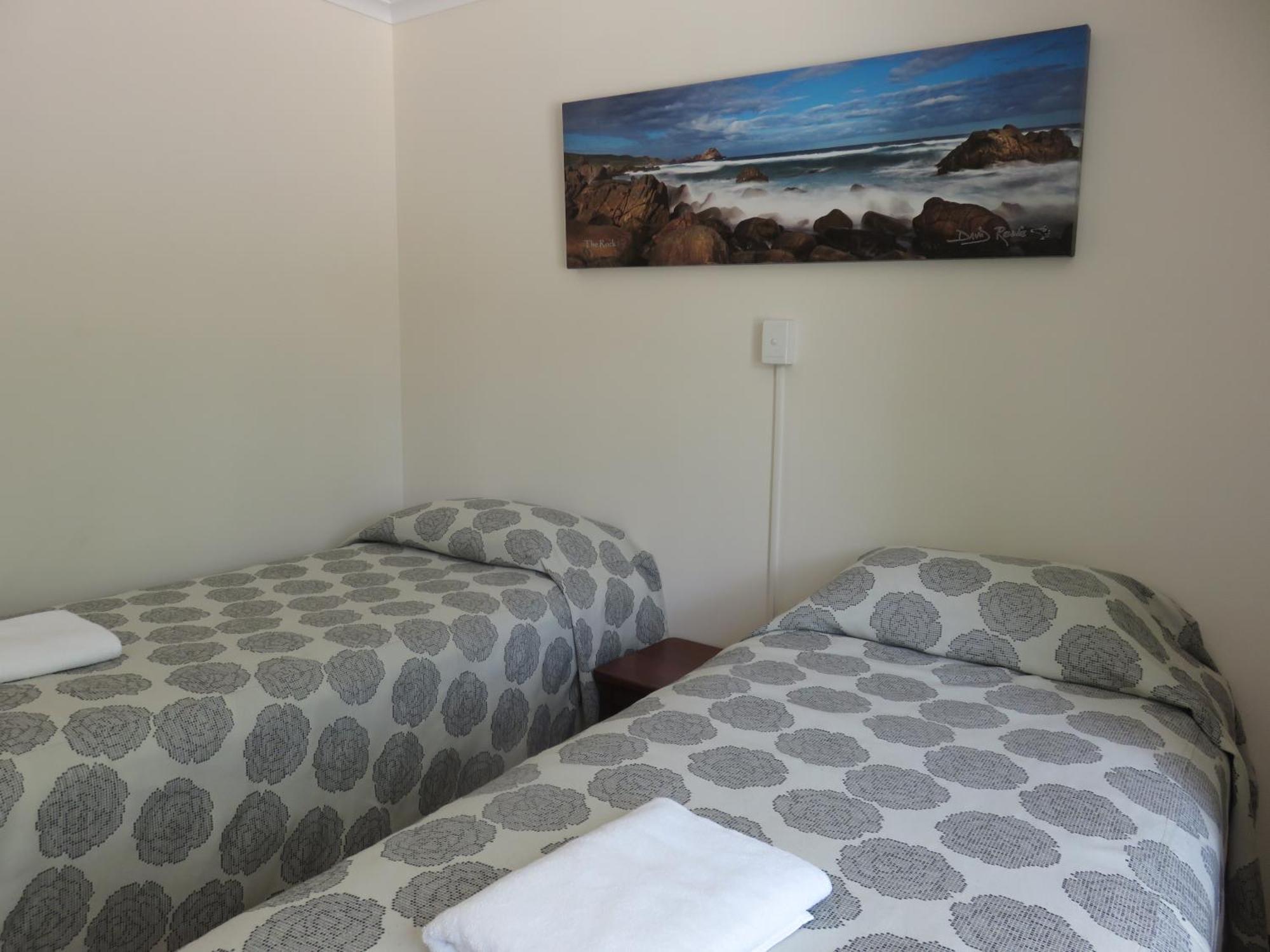 Siesta Park Absolute Beachfront 3*