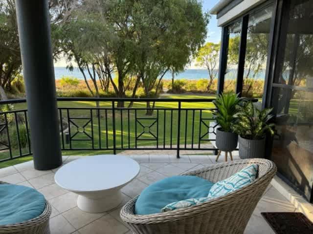 Apartment 5@capeview, Beachfront Geographe Bay