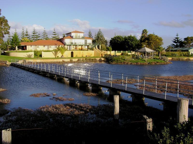Martin Fields Retreat Busselton