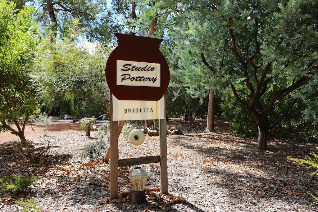 Little Shangri-la Bed & Breakfast 5*
