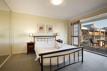 Hotel Nightcap At The Ship Busselton