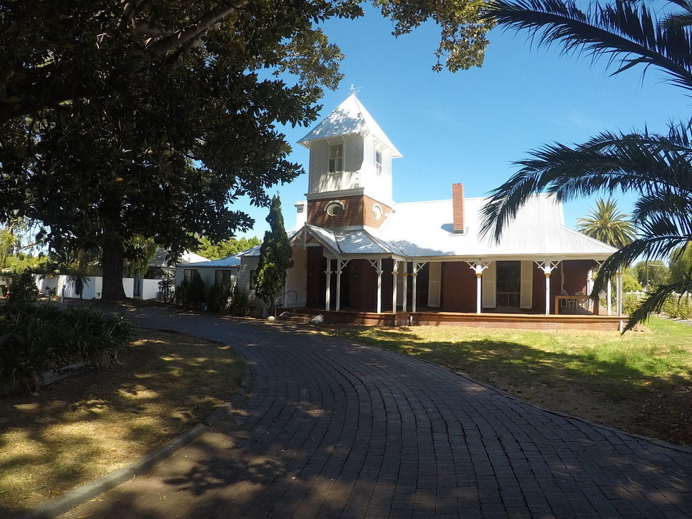 Ithaca 3* Busselton