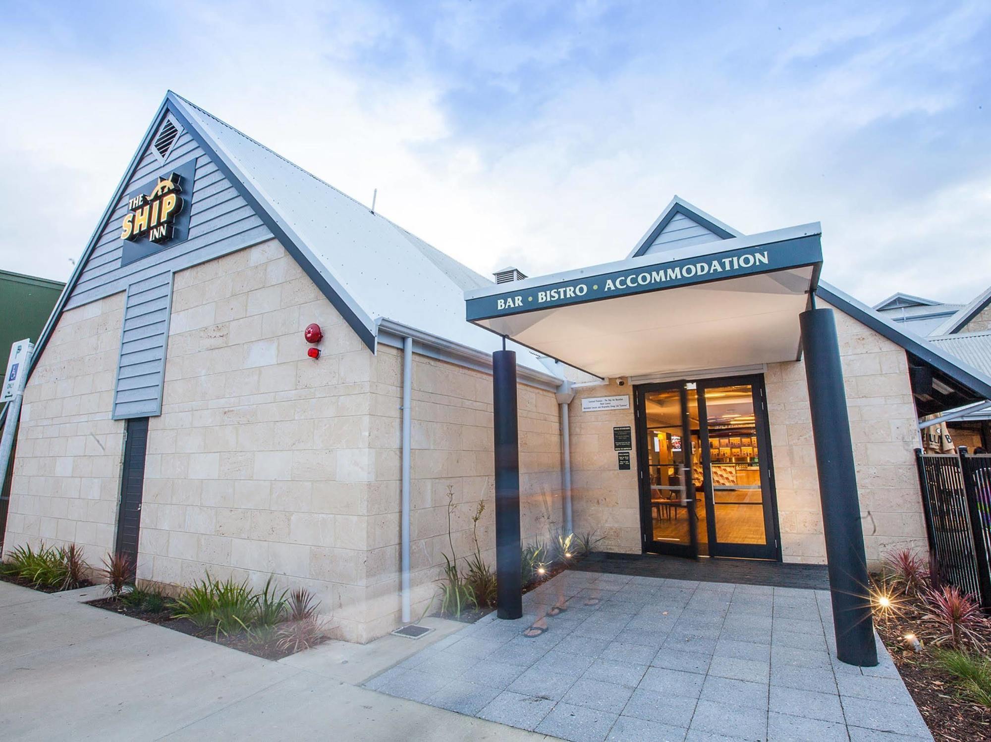 Hotel Nightcap At The Ship Busselton